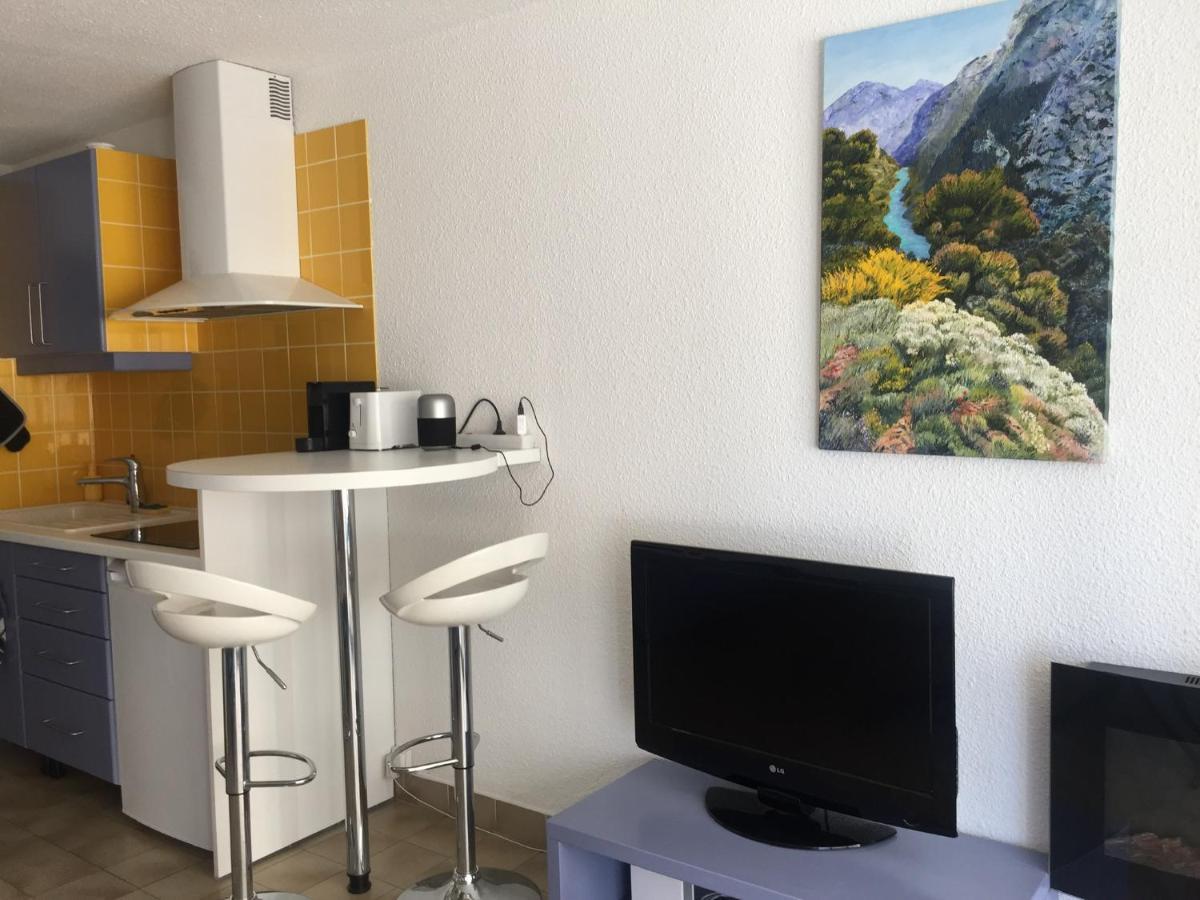 Studio 127, Vue Mer Et Piscine, Port Santa Lucia Saint-Raphaël Exteriér fotografie