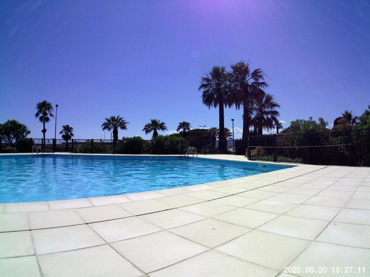 Studio 127, Vue Mer Et Piscine, Port Santa Lucia Saint-Raphaël Exteriér fotografie