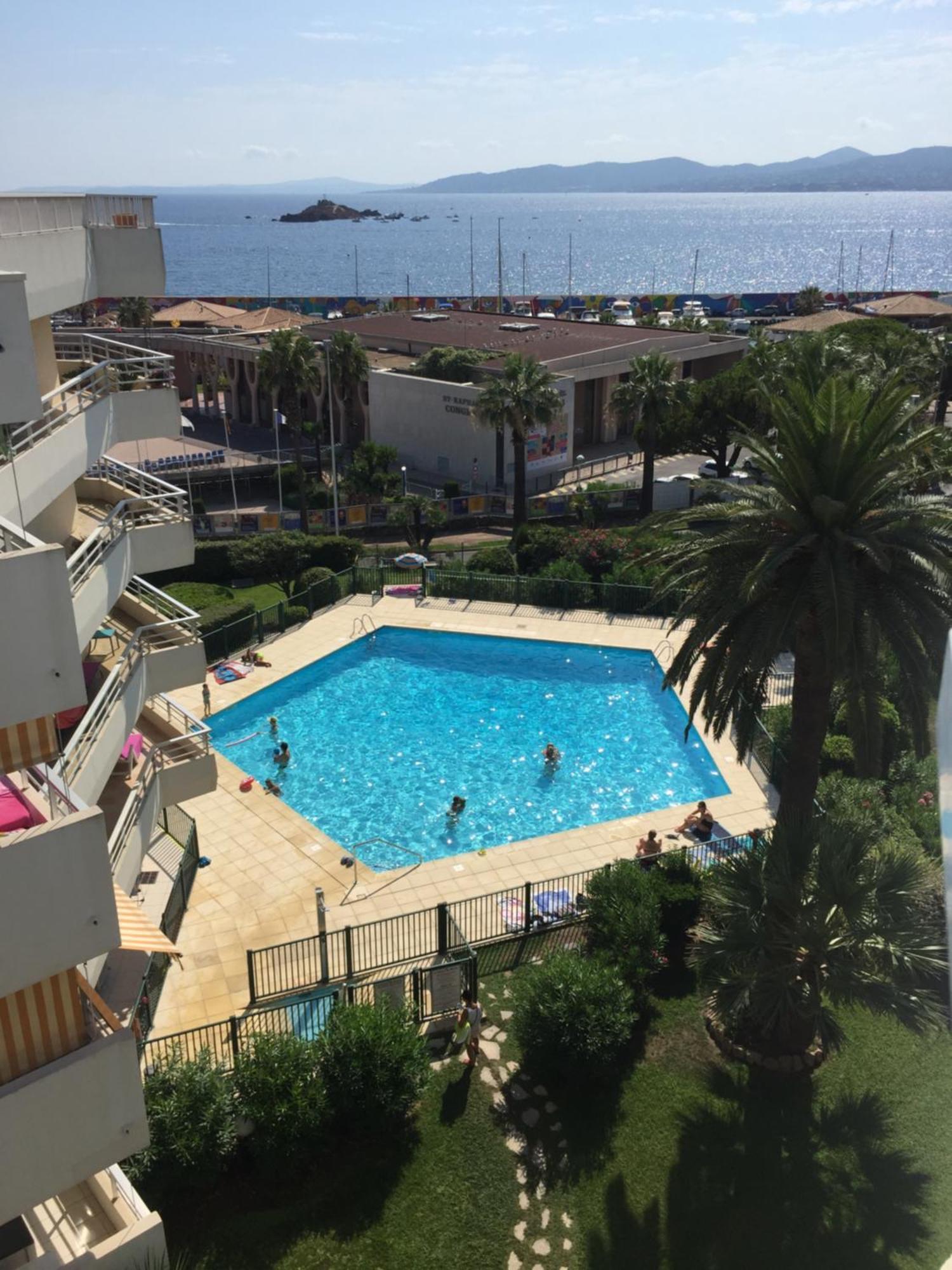 Studio 127, Vue Mer Et Piscine, Port Santa Lucia Saint-Raphaël Exteriér fotografie